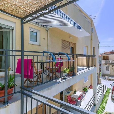 Apartment Ivanka Omiš Esterno foto
