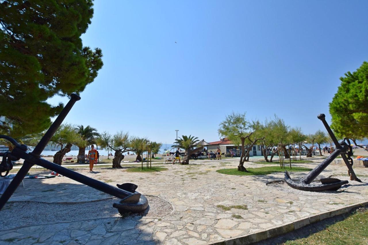 Apartment Ivanka Omiš Esterno foto
